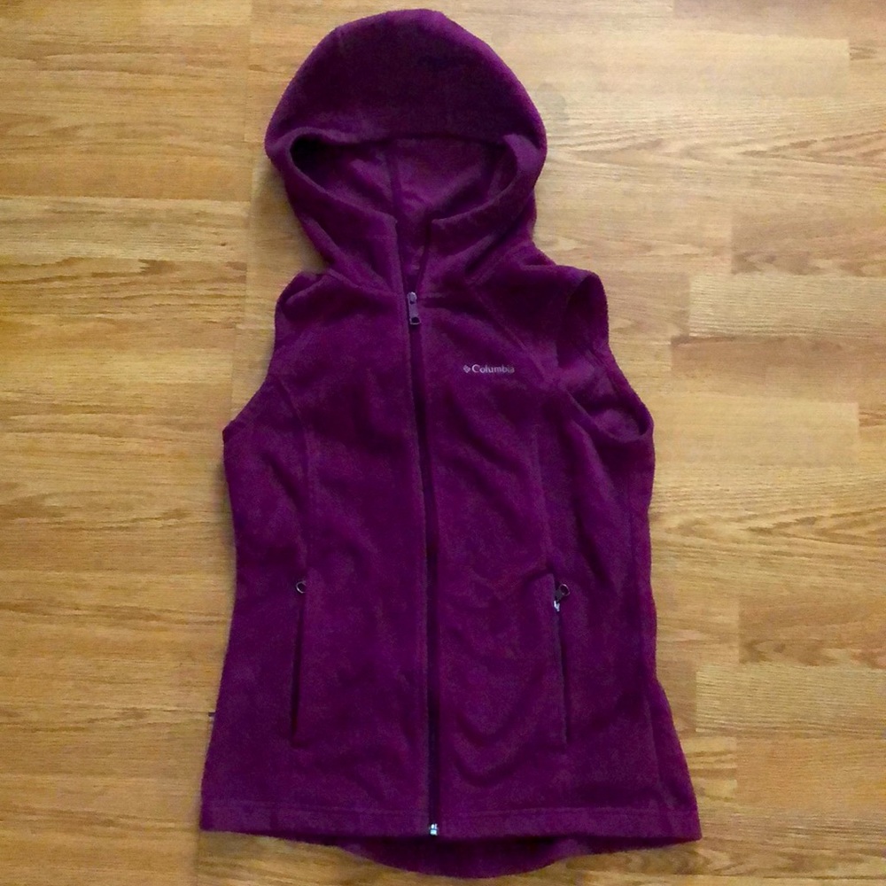 Columbia vest XS purple color